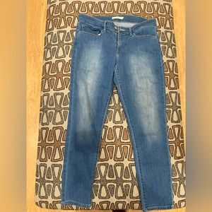 Levi Womens jeans